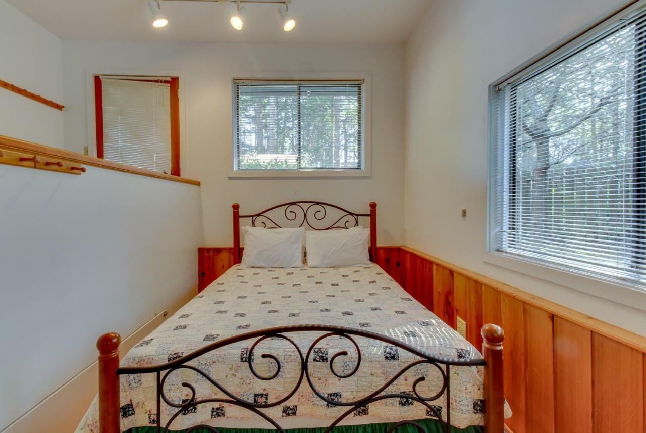 Lopez Island Hunter Bay Waterfront Home エクステリア 写真